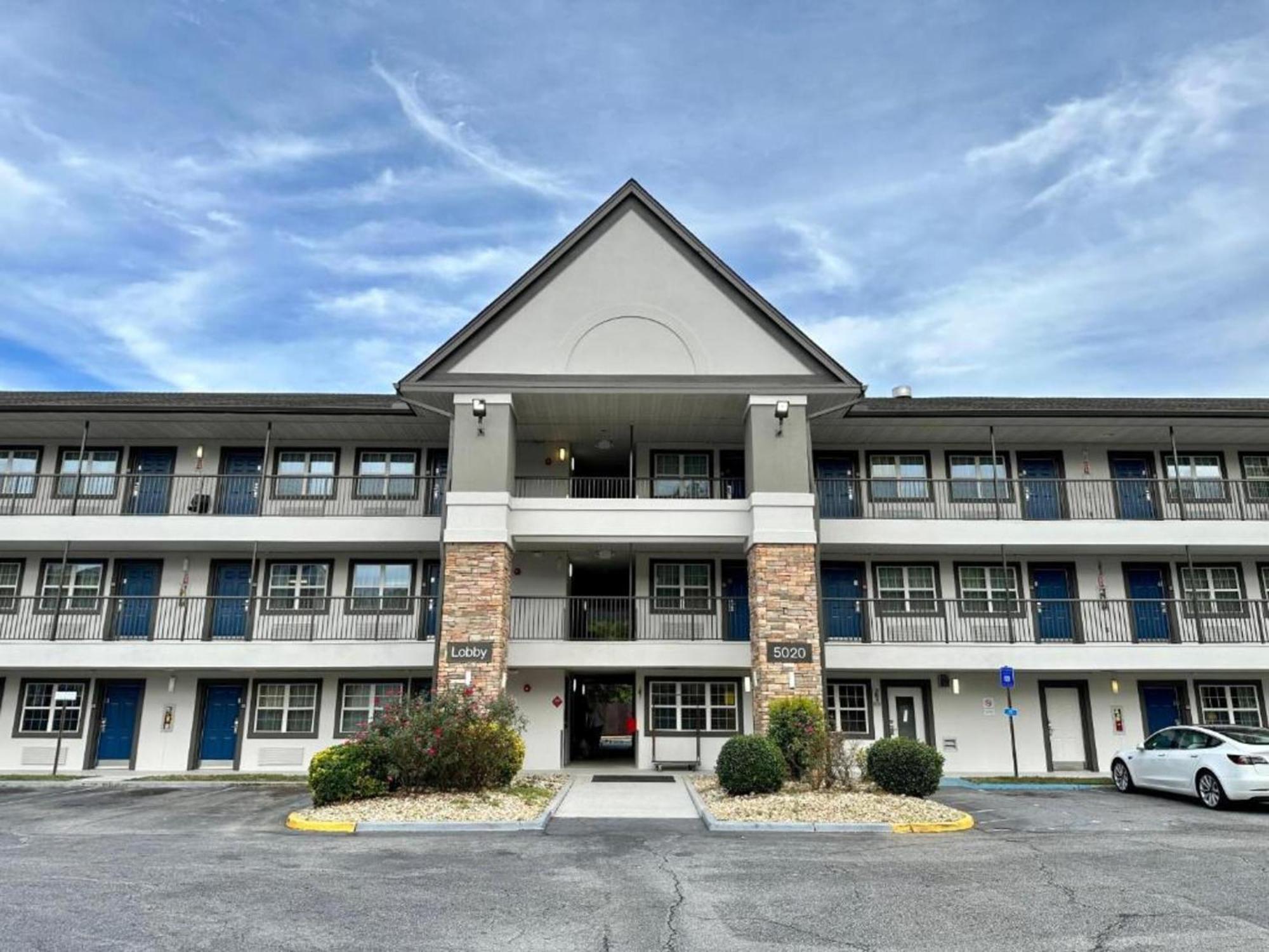 Studio 6 Columbus Ga Columbus Airport Exterior photo